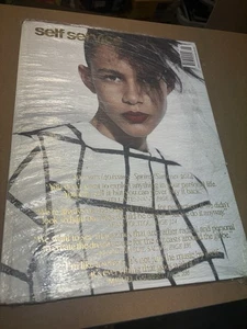 SELF SERVICE Magazine Issue #40 Spring/Summer 2014 w/ cover by Alasdair McLellan - Picture 1 of 20
