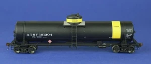 HO GATC Tank Car, ATSF #101304, Yellow band gasoline service early lettering - Picture 1 of 1