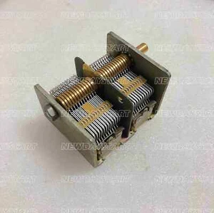 1pcs 365+365pF Broadcast Dual Gang Dual-unit Air Dielectric Variable Capacitor - Picture 1 of 3