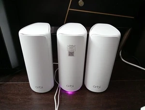 NETGEAR Orbi WiFi 7 Mesh 770 Series 1 Tri-band Router  2 Satellites Euro Plug - Afbeelding 1 van 2