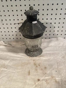 Vintage Black Metal Outdoor Wall Fixture Porch Light - Picture 1 of 12