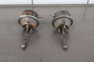 2008 Cadillac XLR-V Pair of Valved Exhaust Vacuum Soleniods - Bild 1 von 19