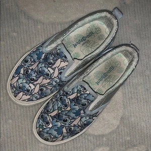 Lilo and Stitch Halbschuhe blau mit Naht Disney Ground Up Mädchen Größe 2 - Bild 1 von 8