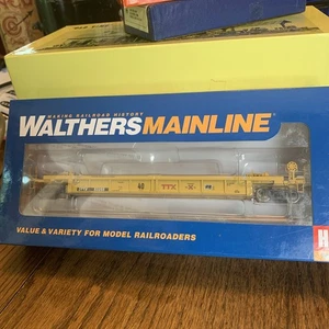 Walthers HO 910-5642 TTX DTTX Thrall Rebuilt 40' Well Car#53255 - Picture 1 of 4