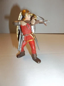 Schleich Foot Soldier with Crossbow, Retired (2003) 70016 Red & Gold - Picture 1 of 6