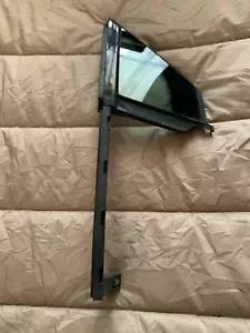 Passenger Right Front Door Vent Glass GS7Z5421400A Fits 13-20 Fusion - Foto 1 di 5