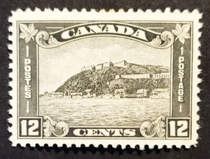 Stamps Canada Mint: #174 12c grey black Quebec Citadel single F-VF MNH - Picture 1 of 2