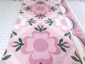 Fabric Traditions (1992) by Marti Michell. Approx 44x45. Selvage Smudge. J25-731 - Picture 1 of 6