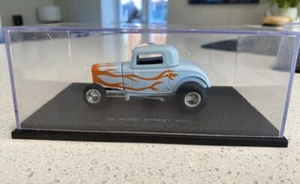 1932 Ford Hot Rod / Street Rod Universal Hobbies/Eagle’s Race 1:43 Eat my dust - Picture 1 of 4
