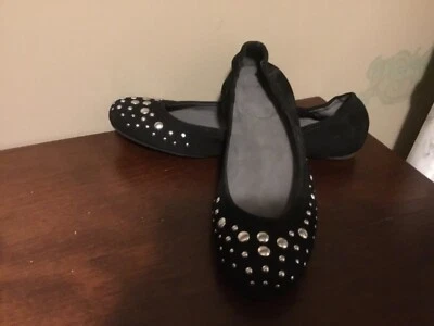 Zapatos planos de gamuza negros con tachuelas STUART WEITZMAN talla 9,5 M (CON82) Foto 1 de 4