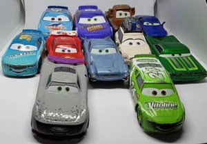Disney Pixar Cars 11 Stück lose Diecast Racers 1:64-1:55 - Bild 1 von 3