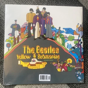 The Beatles Yellow Submarine 2017 180g Vinyl LP  Remastered  NEW & SEALED  - Picture 1 of 2