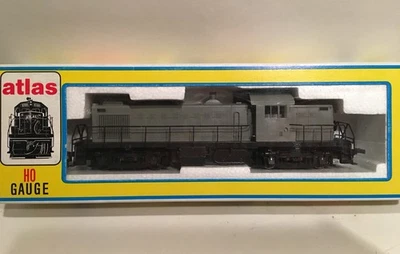 HO Atlas Kato 8100 Undecorated Alco RS-1 Powered Diesel Locomotive - Image 1 of 4