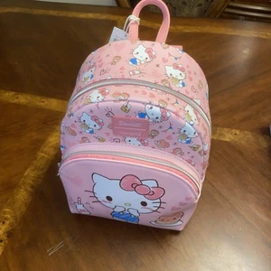 MINI MOCHILA LOUNGEFLY SANRIO HELLO KITTY & BEAR GOLOSINAS~ CON ETIQUETAS~ TOTALMENTE NUEVA~ - Imagen 1 de 12