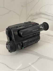 Vintage Sony Handycam CCD-TR5 Video 8 Tape Camcorder - Tested & Working ! - Picture 1 of 8