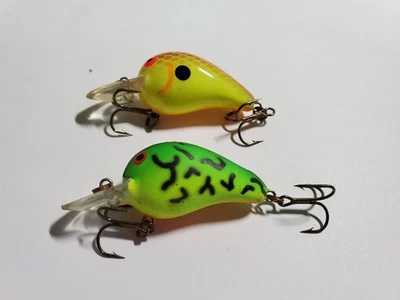 BOMBER Model Fat A 1 1/4" Ultralight Crankbait 1/8oz fishing lures lot of 2 - Image 1 of 4