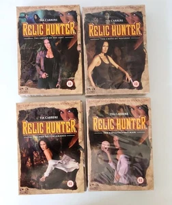 Relic Hunter - Vol. 1, 2, 3, & 4 - Complete Season 2, 22 Episodes DVD (2 sealed) - Foto 1 di 4