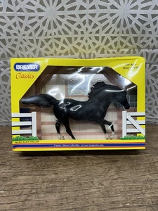 Breyer Classics Black Stallion Horse 643 NIB - Picture 1 of 3