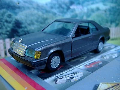 1/43 Gama mini (Alemania) Mercedes cupé 300 ce Foto 1 de 2