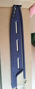 Neu TUPPERWARE  Mastro Phii Serie Universalmesser mit Wellenschliff Universal  - Bild 1 von 3