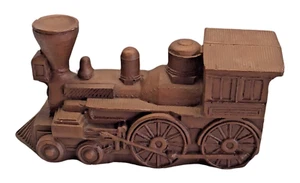 Red Mill Mfg Train Engine Lokomotive 1989 Made with Crushed Pecan Shells - Bild 1 von 8