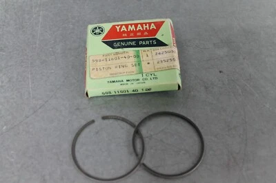 Nuevo juego de anillos de pistón Yamaha YZ80 1976-80 4º más de 1,00 NOS 598-11601-40 Foto 1 de 2