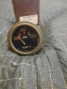 G104 Sherman Tank Engine Temperature Gauge NOS 15-93633 - Picture 1 of 4