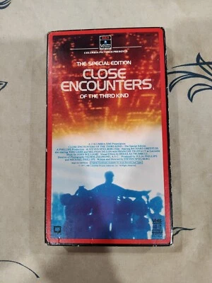 CLOSE ENCOUNTERS OF THE THIRD KIND SPECIAL EDITION VHS TAPE STEVEN SPIELBERG - Image 1 of 4