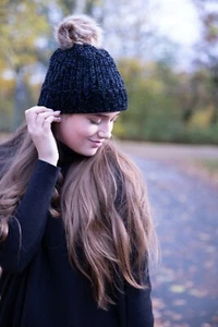 Strickmütze Damenmütze Mütze Wintermütze ein Bommel Grobstrickmütze Mädchen neu - Bild 1 von 4