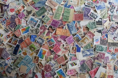10.000 US Stamps Mix: Lots!! Treasure Hunters      - Image 1 of 3