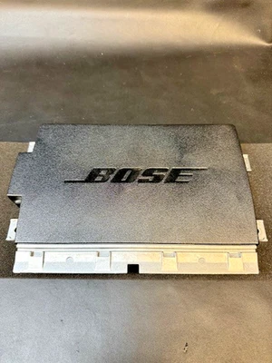 PORSCHE GT3/ Cayenne/ Taycan  BOSE Sound System Amplifier 9J1035223F - Image 1 of 4