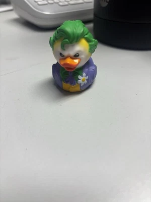 NEW Mini Tubbz THE JOKER Collectible Vinyl Figure Rare Cute Funko Alternative DC - Изображение 1 из 2