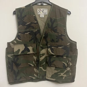 Vintage Camo Shooting Hunting Vest Men’s L Game Pouch Duck Bay Lightweight NICE - Picture 1 of 6