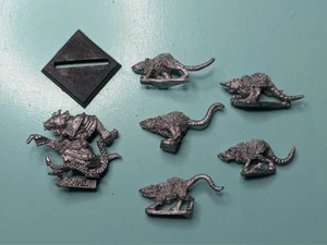 Warhammer Fantasy OOP Skaven Clan Moulder Pack Master with Giant Rats - Picture 1 of 2
