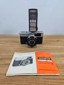 Vintage OLYMPUS TRIP 35 35mm film camera with Hanimax TX65 Flash - Picture 1 of 15