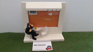 Très beau DIORAMA relief rés cadre " AU CAFE " LA CHAISE LONGUE PRECIOUS MEMORY - Bild 1 von 2
