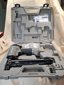 Funktionierende & komplette Porter Cable FN250A pneumatische 16ga Finish Naglerpistole BOX ONM - Bild 1 von 9