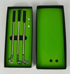 Table Top Golf Set 3x Golf Sticks & 2 Balls 24cm by 10cm - Picture 1 of 4
