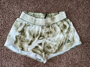 Pantaloncini da corsa Adidas Aeroready da donna verdi tintura taglia X-Small ECCELLENTI - Foto 1 di 4