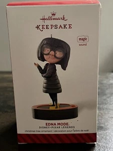 Edna Mode- Incredibles Disney Pixar Legends Keepsake Ornament w/ Magic Sound - Picture 1 of 2