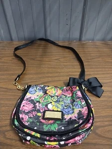 betsey johnson Floral Roses Crossbody Handbag - Picture 1 of 4