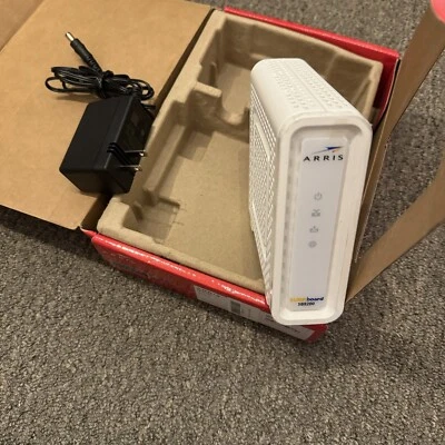 Cable módem ARRIS SURFboard SB8200 DOCSIS 3.1 10 Gbps Foto 1 de 3