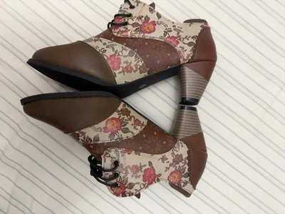 Women Ethnic Ankle Boots Boho Floral Leather Stacked Heel Oxfords Combat Booties - Image 1 of 2