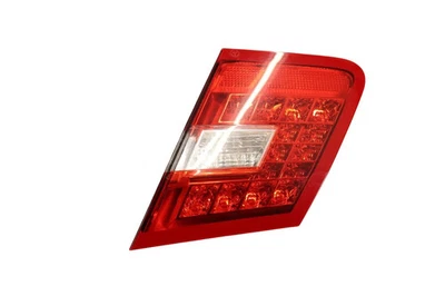 10-13 Mercedes E500 E350 Rear Right Passenger Side Inner Tail Light Lamp Oem - Изображение 1 из 4