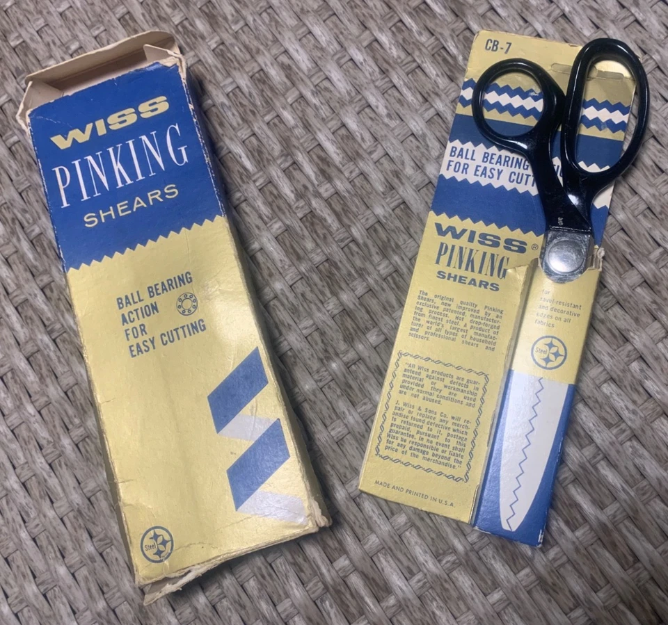 Vintage 1960s Wiss Pinking Shears Ball Bearing Black Handles CB-7 Original Box - Image 1 of 4