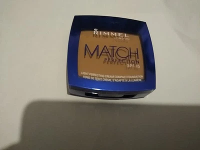 Rimmel London Match Perfection Foundation SPF15 402 Bronze Spong Applicator Inc - Image 1 of 2