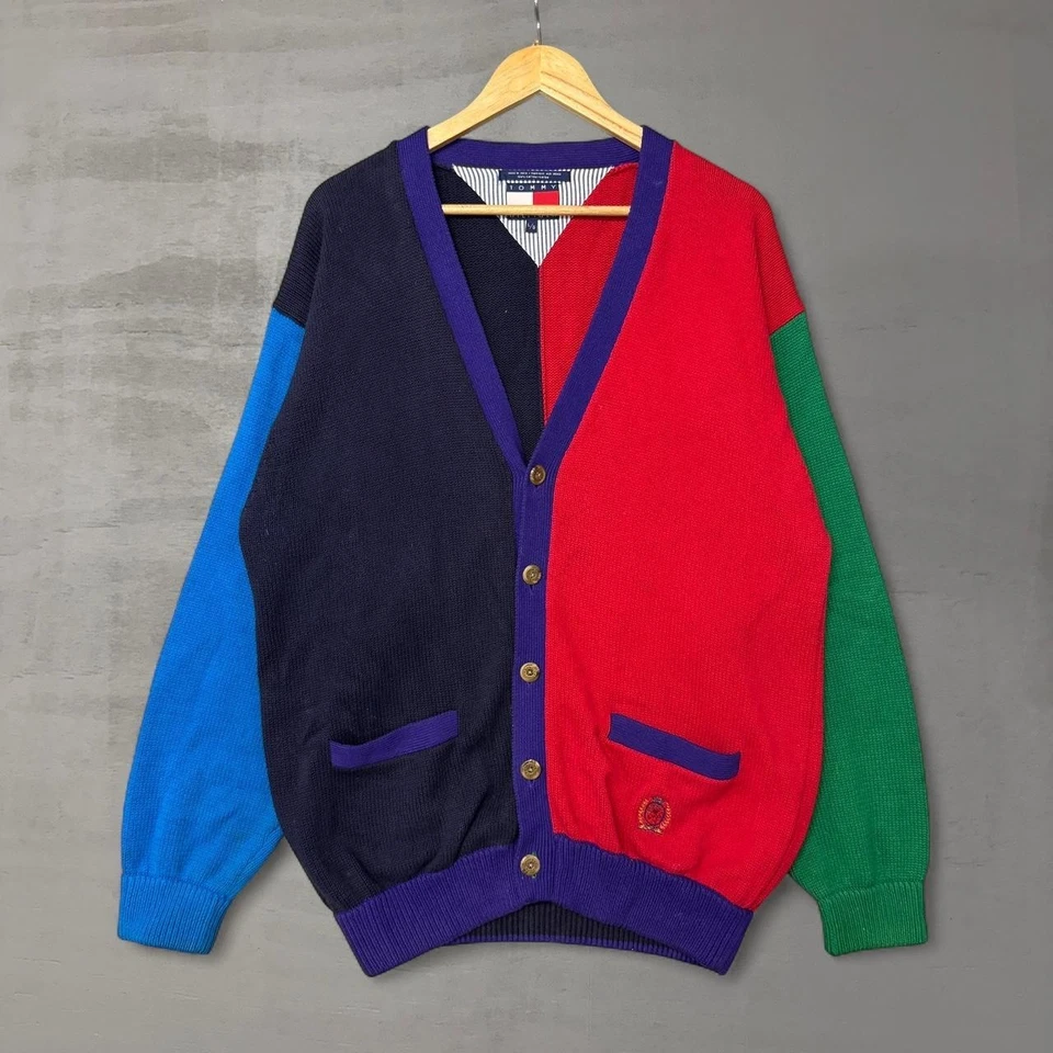 Cardigã suéter grande vintage Tommy Hilfiger color block anos 90 retrô robusto - Imagem 1 de 4