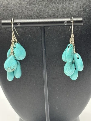 Brincos de prata esterlina 925 com pingente de uva azul turquesa natural - Imagem 1 de 4