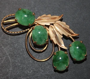 Vintage 14K Yellow Gold Green Jade Leaf Brooch Signed Harry S Bick (HSB) 8 grams - Picture 1 of 4
