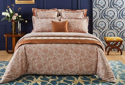 $375 Yves Delorme Perse King Sábana Plana Óxido Damasco Floral Borde Satén Francia Foto 1 de 4